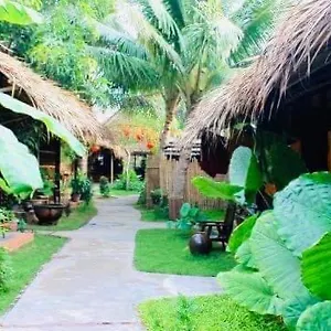 Habitación en casa particular Under The Coconut Tree, Hoi An